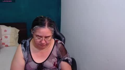 Scarlett  online show from May 14, 2026, 2:40 am