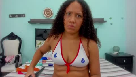 Snapshot of scarlett_fox20 chatting on June 14, 2026, 1:02 pm scarlett_fox20 online show from June 14, 2026, 1:02 pm