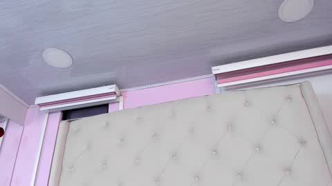 Snapshot of scarlett_leblanc_ chatting on March 12, 2026, 11:49 am scarlett_leblanc_ online show from March 12, 2026, 11:49 am