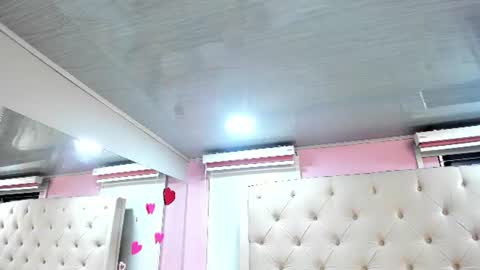 Snapshot of scarlett_leblanc_ chatting on July 4, 2026, 12:22 pm scarlett_leblanc_ online show from July 4, 2026, 12:22 pm