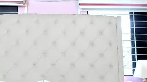 Snapshot of scarlett_leblanc_ chatting on July 23, 2026, 11:52 am scarlett_leblanc_ online show from July 23, 2026, 11:52 am