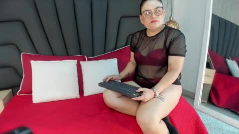 scarlett_monroe_1 online show from October 7, 2025, 11:40 am