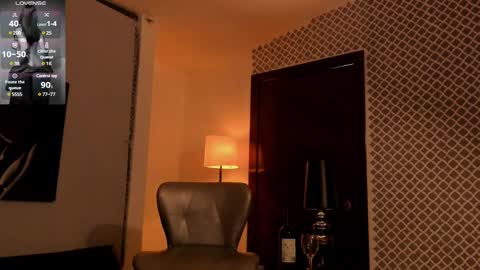 Scarlett online show from February 22, 2025, 1:24 pm