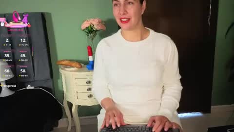 Scarlett online show from July 15, 2026, 4:56 pm