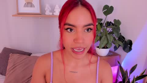 Snapshot of scarlett_morgan_ chatting on February 5, 2025, 11:17 pm Scarlett Morgan online show from February 5, 2025, 11:17 pm