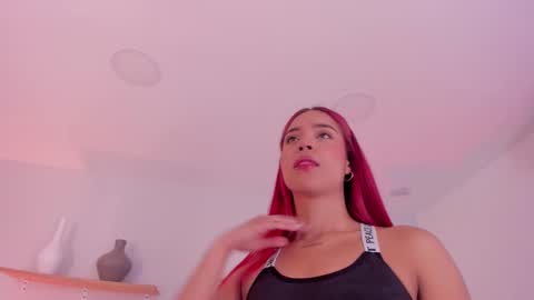 Snapshot of scarlett_morgan_ chatting on February 17, 2025, 7:53 pm Scarlett Morgan online show from February 17, 2025, 7:53 pm