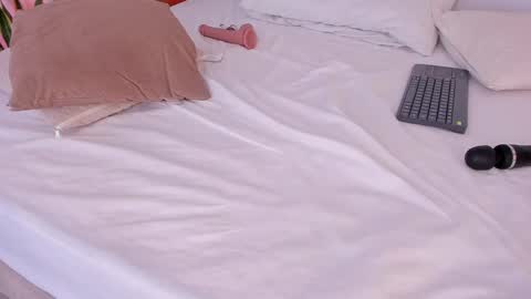 Snapshot of scarlett_morgan_ chatting on March 1, 2025, 11:15 pm Scarlett Morgan online show from March 1, 2025, 11:15 pm