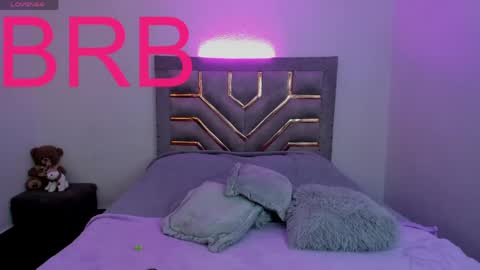 Snapshot of scarlett_rose11 chatting on April 18, 2026, 7:58 pm scarlett_rose11 online show from April 18, 2026, 7:58 pm