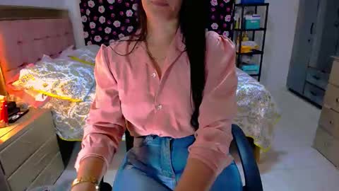 Snapshot of scarlett_sex2 chatting on April 13, 2026, 3:17 pm scarlet online show from April 13, 2026, 3:17 pm