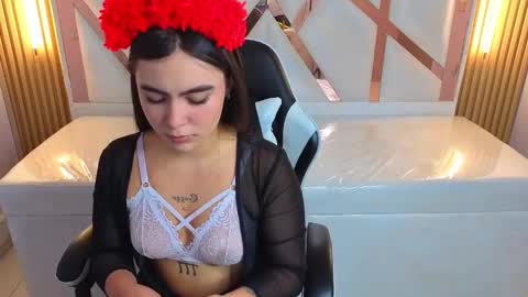 Snapshot of scarlett_smith_tp chatting on October 4, 2025, 12:58 pm Scarlett online show from October 4, 2025, 12:58 pm