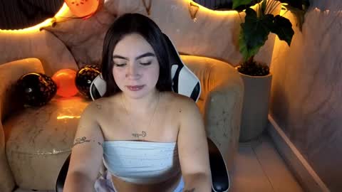 Snapshot of scarlett_smith_tp chatting on October 14, 2025, 12:50 pm Scarlett online show from October 14, 2025, 12:50 pm