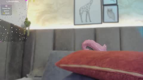 Scarlett online show from February 19, 2025, 7:50 am