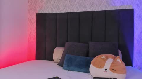 Scarlett online show from December 4, 2025, 4:55 am