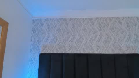 Scarlett online show from December 15, 2025, 5:12 am