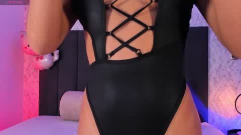 Scarlett online show from July 29, 2026, 5:49 am