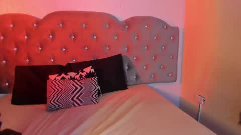 scarlett_venom_ online show from April 28, 2026, 8:25 pm