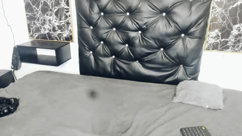 Snapshot of scarlett_w0lf chatting on January 24, 2025, 7:18 pm Scarlett online show from January 24, 2025, 7:18 pm