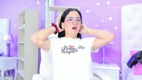 Scarlette  online show from November 26, 2025, 3:18 am