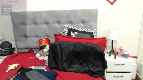 Snapshot of scarlettgreen_ chatting on January 7, 2026, 11:34 am Scartt online show from January 7, 2026, 11:34 am