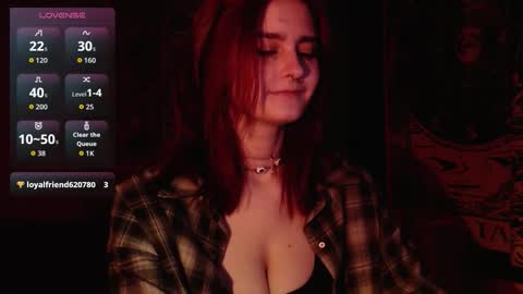 Scarlett online show from November 5, 2025, 6:52 pm