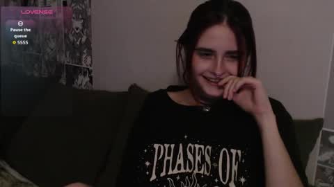 Scarlett online show from December 20, 2025, 10:06 pm