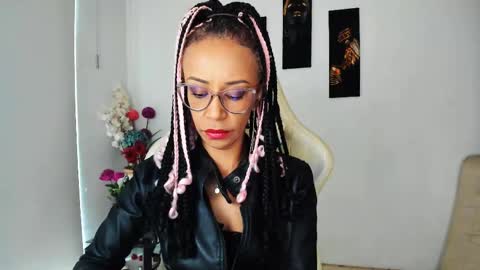 Scarlett online show from February 12, 2025, 8:29 pm