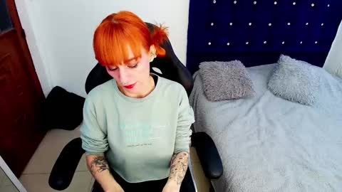 Scarlett online show from September 15, 2025, 1:11 pm