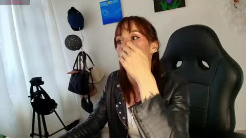 Scarlett online show from April 21, 2026, 8:44 pm