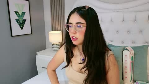 Snapshot of scarlettpetrovaa chatting on May 9, 2026, 11:26 am Scarlett Petrova online show from May 9, 2026, 11:26 am