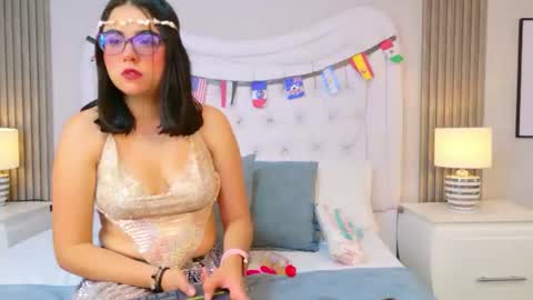 Snapshot of scarlettpetrovaa chatting on June 27, 2026, 4:34 pm Scarlett Petrova online show from June 27, 2026, 4:34 pm