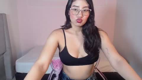 scarlettray5 online show from July 31, 2026, 12:15 pm