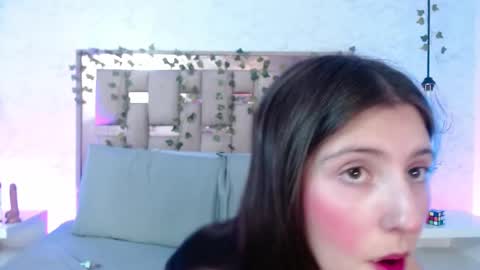 Snapshot of scarlettroxx chatting on September 9, 2025, 11:32 am Scarlet online show from September 9, 2025, 11:32 am