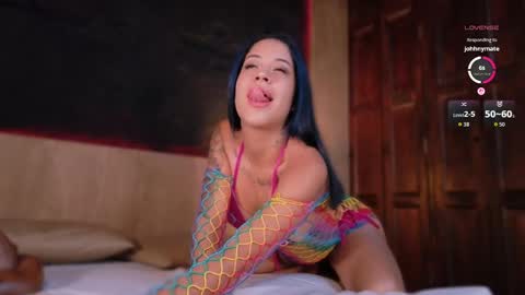 scarlettsinclaiir_ online show from April 27, 2026, 4:38 pm