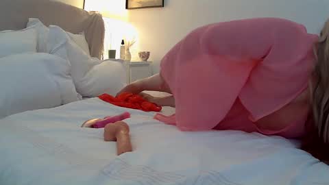 Snapshot of scarlettsteelexox chatting on January 17, 2025, 10:00 am Scarlettexo online show from January 17, 2025, 10:00 am