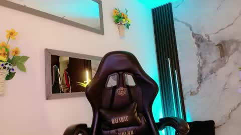 Snapshot of scarlettt_jones chatting on July 26, 2026, 5:42 pm scarlettt_jones online show from July 26, 2026, 5:42 pm