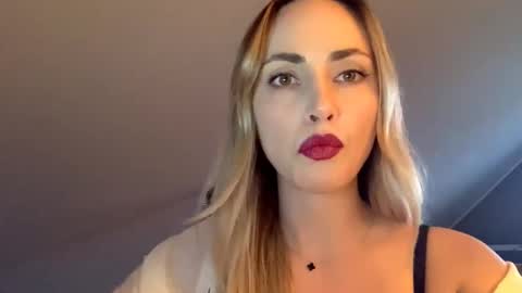 ScarlettxBlonde online show from March 26, 2026, 4:12 pm