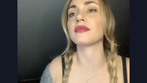 Snapshot of scarlettxblonde chatting on May 15, 2026, 8:38 pm ScarlettxBlonde online show from May 15, 2026, 8:38 pm
