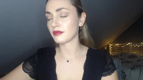 Snapshot of scarlettxblonde chatting on May 30, 2026, 2:25 pm ScarlettxBlonde online show from May 30, 2026, 2:25 pm