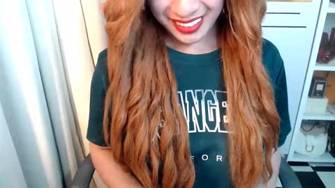 Queen Scarlet online show from March 7, 2026, 7:27 am