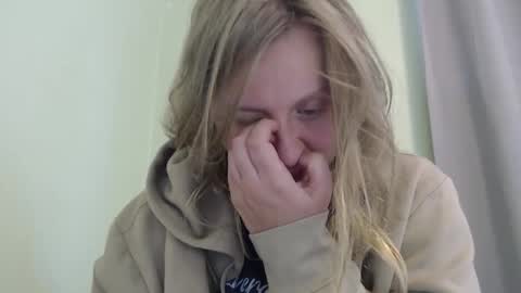 ScarTit Bernhard online show from October 6, 2025, 4:48 pm