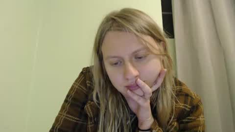 ScarTit Bernhard online show from October 18, 2025, 4:04 am