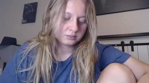 Snapshot of scartit chatting on June 14, 2026, 2:24 am ScarTit Bernhard online show from June 14, 2026, 2:24 am