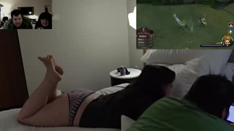 Snapshot of scenenotheard chatting on December 20, 2025, 6:20 am scenenotheard online show from December 20, 2025, 6:20 am