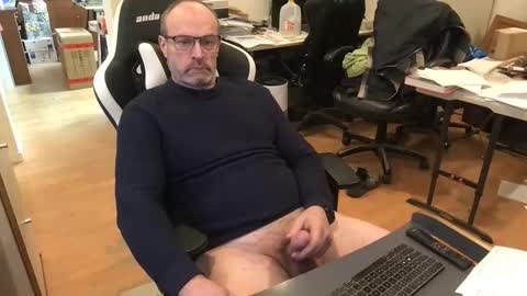 schief6218 online show from March 7, 2026, 5:32 pm