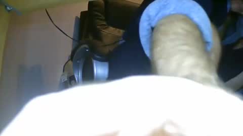 Snapshot of schlueppee chatting on December 7, 2024, 8:11 am Fritz Schluepper online show from December 7, 2024, 8:11 am