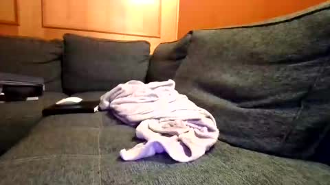 schmuhbaer1 online show from February 20, 2026, 8:31 pm