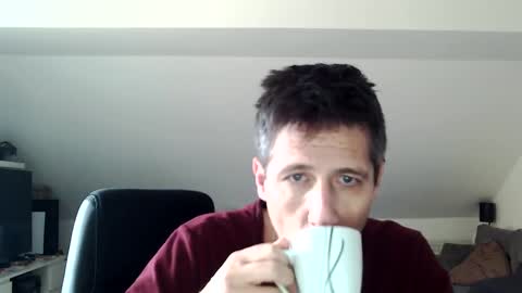 Snapshot of schnuckigeil chatting on December 11, 2024, 12:23 pm Dildomen online show from December 11, 2024, 12:23 pm