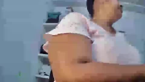 Snapshot of schoco_milf chatting on February 20, 2025, 2:35 pm mai latina online show from February 20, 2025, 2:35 pm