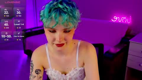 Snapshot of school_love chatting on December 8, 2024, 4:18 pm Rina online show from December 8, 2024, 4:18 pm