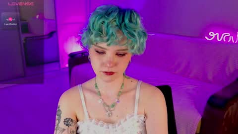 Snapshot of school_love chatting on February 21, 2025, 1:22 pm Rina online show from February 21, 2025, 1:22 pm